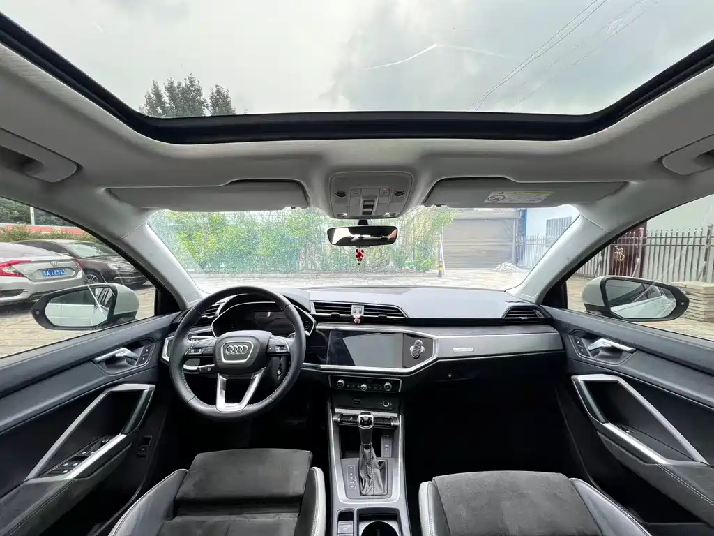 Audi Q3 2021