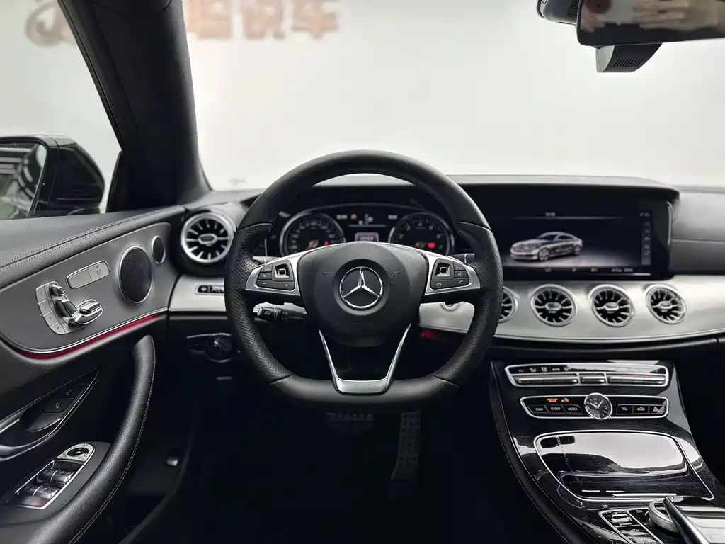 Mercedes-Benz E-Class 2017 — фото 9