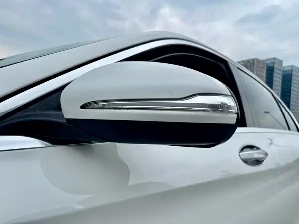 Mercedes-Benz C-Class 2016