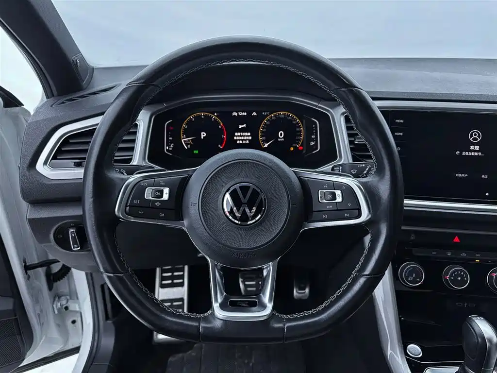 Volkswagen T-Roc 2021 — фото 18