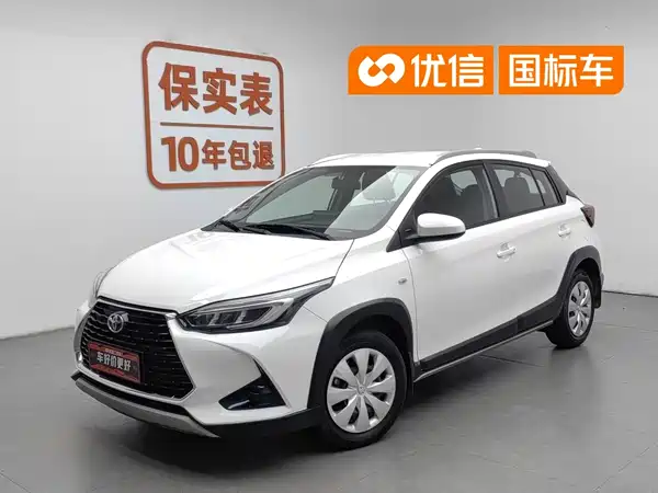 Toyota Yaris L 2022