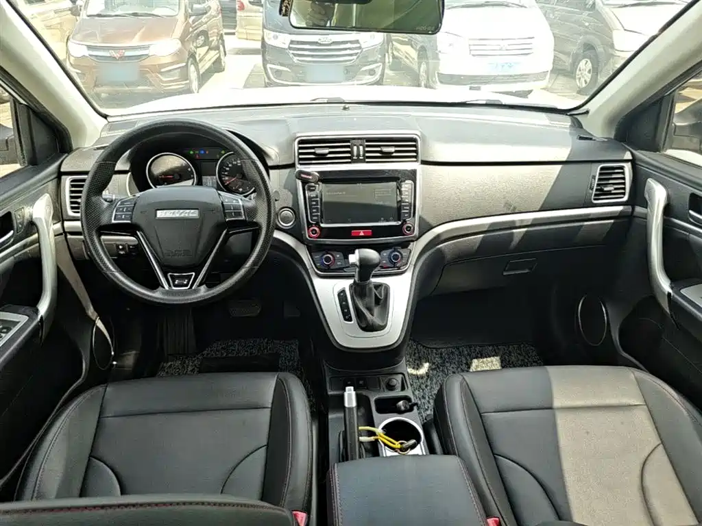 Haval M6 2020 — фото 10