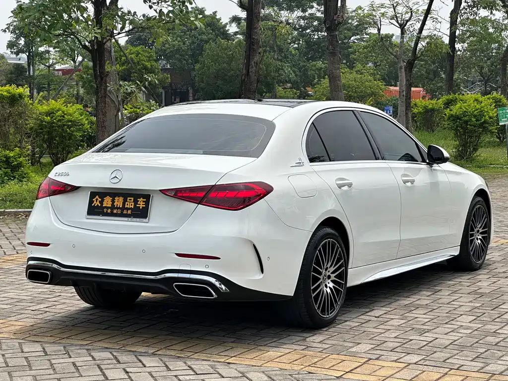 Mercedes-Benz C-Class 2023 — фото 11