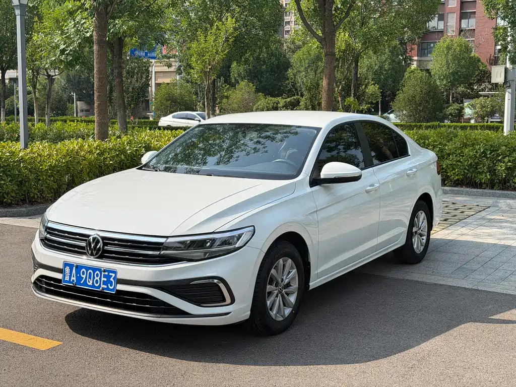 Volkswagen Bora 2023