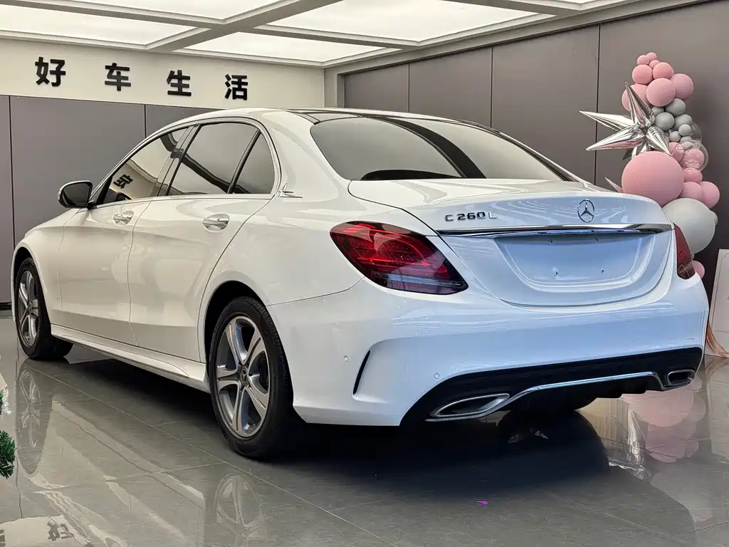 Mercedes-Benz C-Class 2019 — фото 14