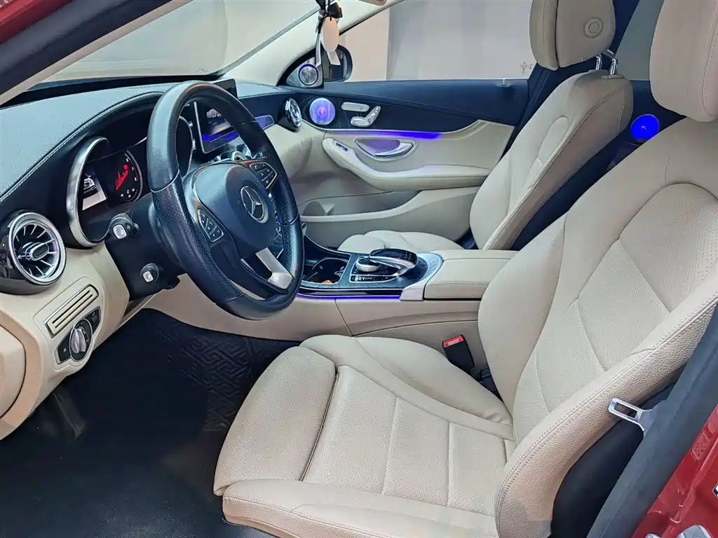 Mercedes-Benz C-Class 2018 — фото 18
