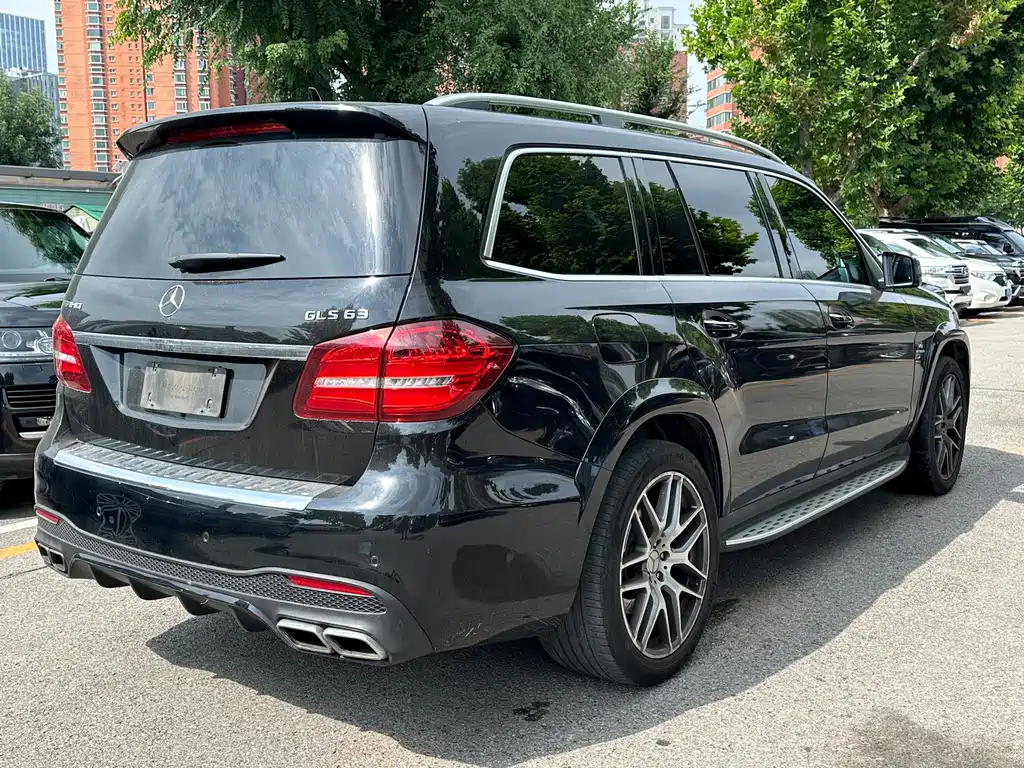 Mercedes-Benz GLS AMG 2017 — фото 4