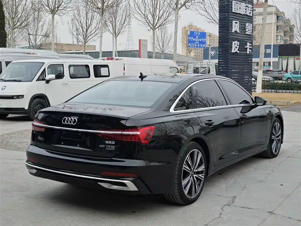 Audi A6L 2024 — фото 4