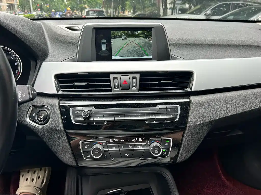 BMW X1 2018 — фото 10
