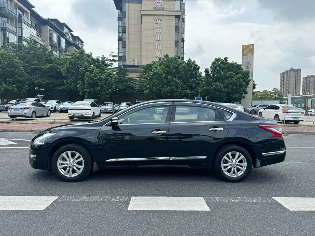 Nissan Teana 2013