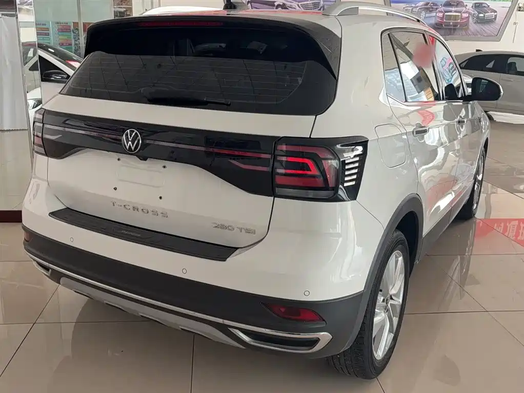 Volkswagen T-Cross 2021 — фото 13