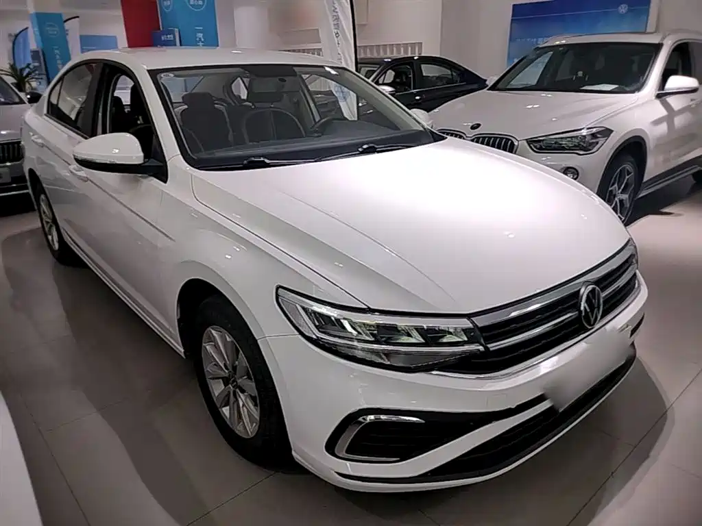 Volkswagen Bora 2023