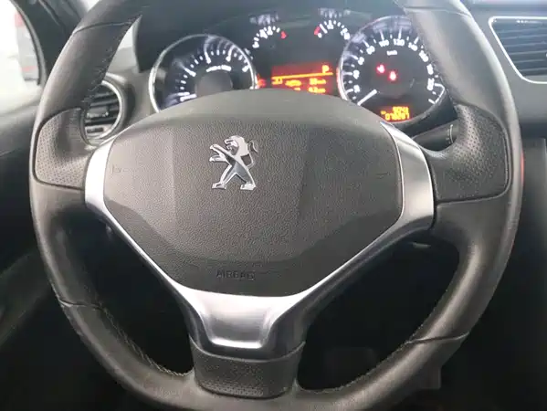 Peugeot 3008 2016