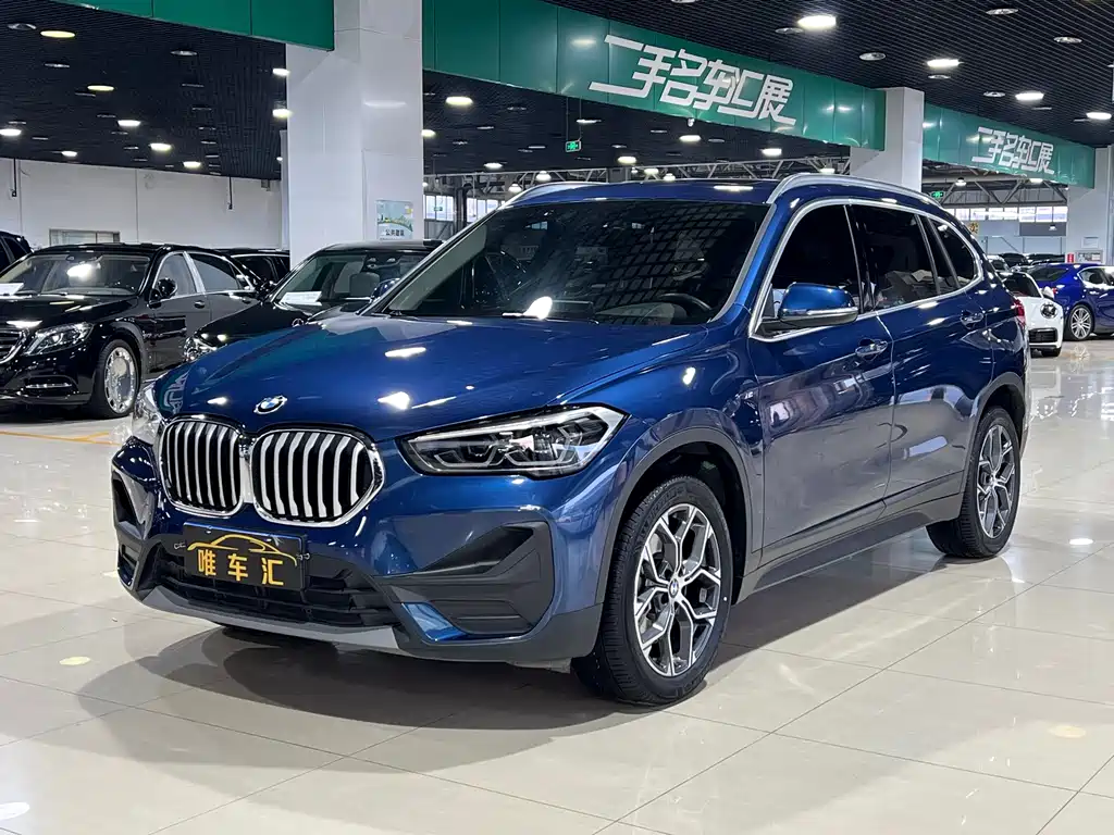 BMW X1 2021 — фото 1