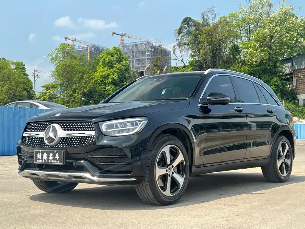Mercedes-Benz GLC 2022 — фото 1