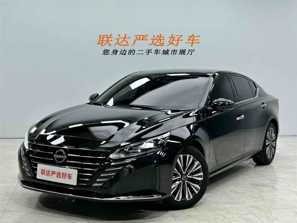 Nissan Teana 2023 — фото 1