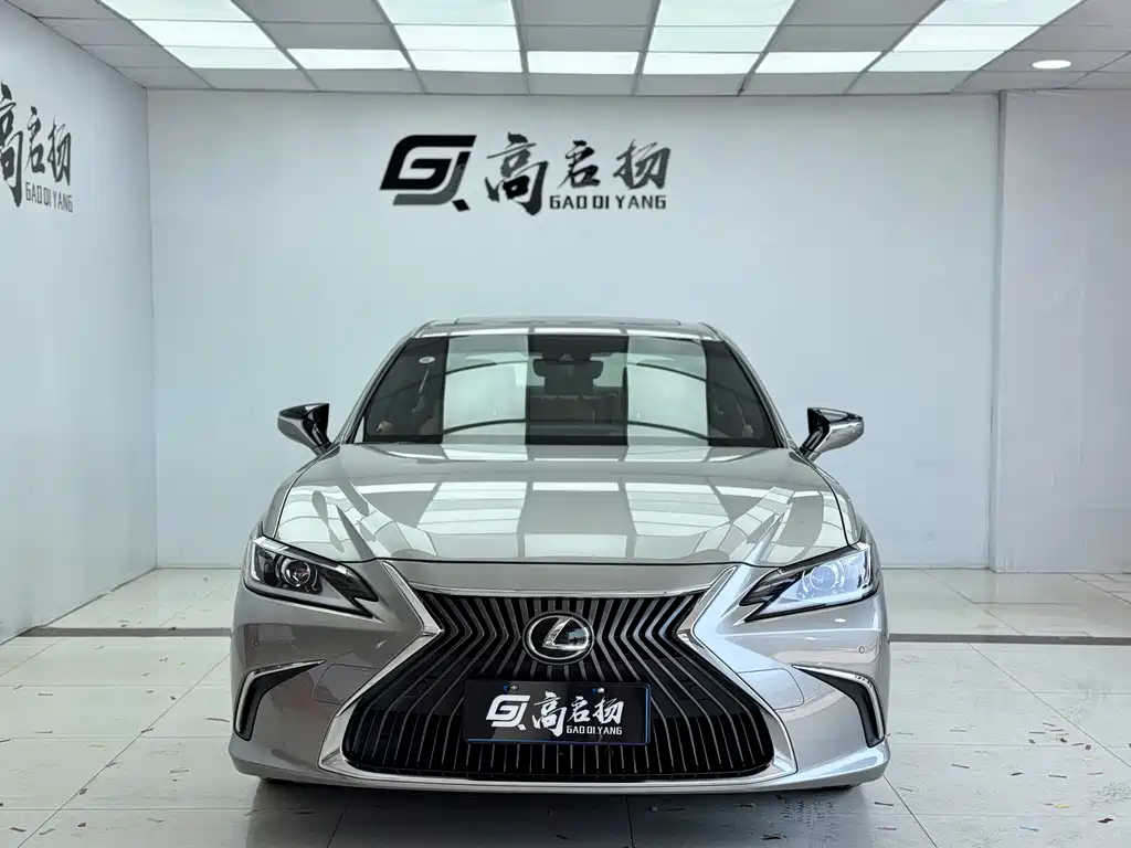 Lexus ES 2021 — фото 2