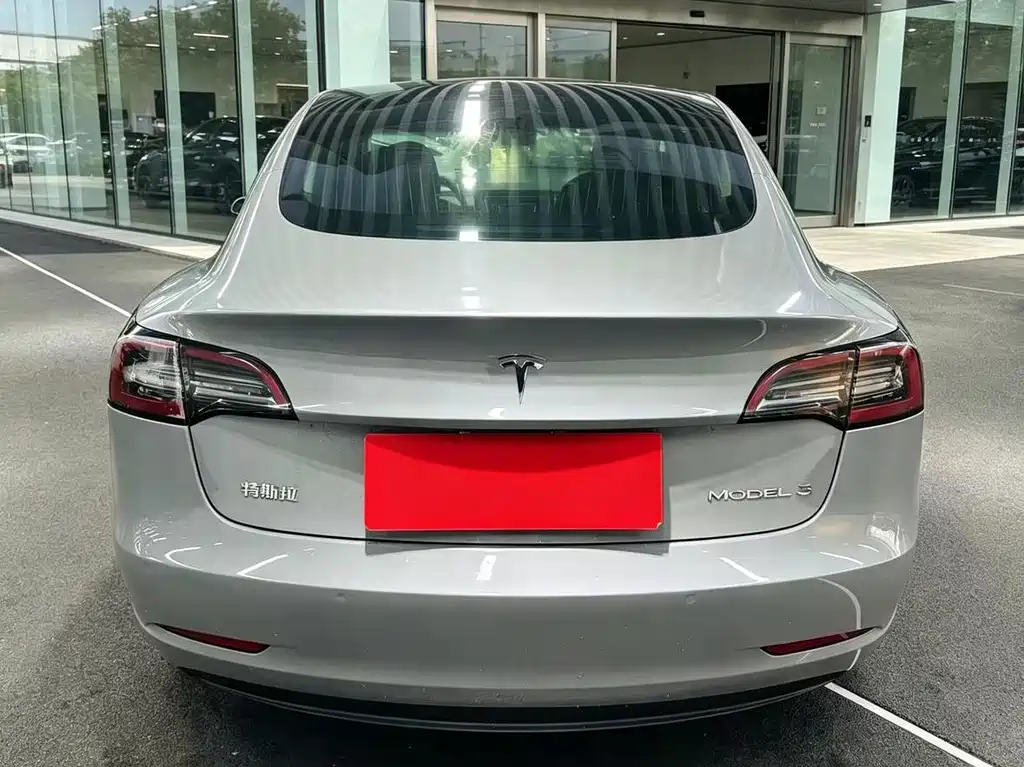 Tesla Model 3 2020 — фото 5