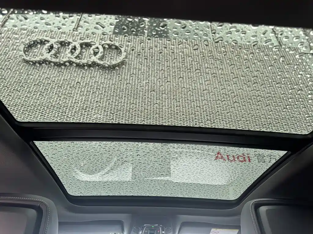 Audi A4L 2023 — фото 18