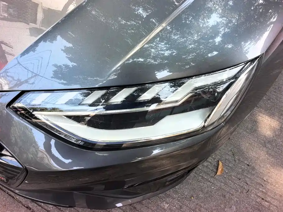 Audi A4L 2022