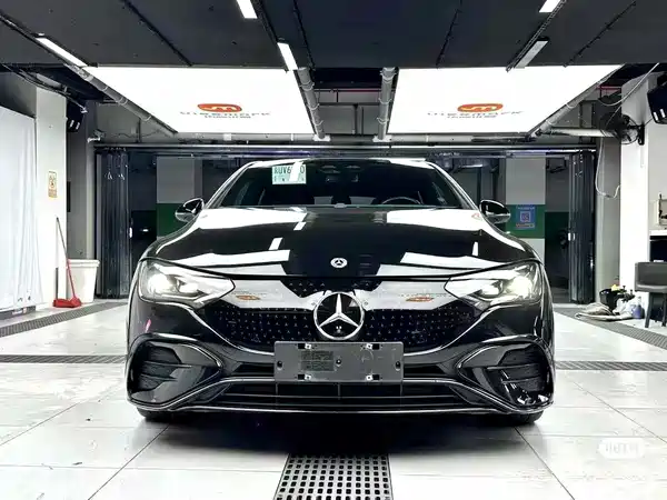 Mercedes-Benz EQE 2023