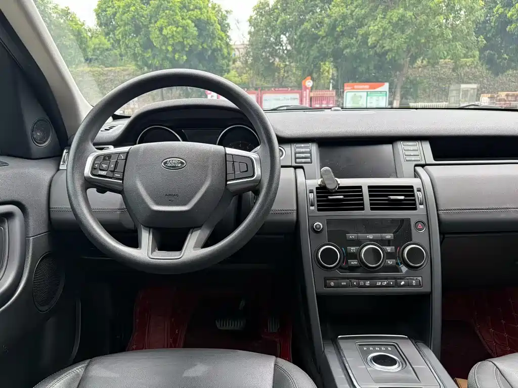 Land Rover Discovery Sport 2018 — фото 6