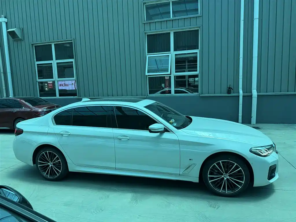 BMW 5 Series 2022
