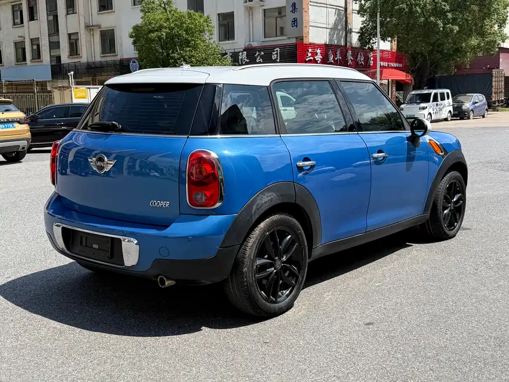 MINI Countryman 2012 — фото 9