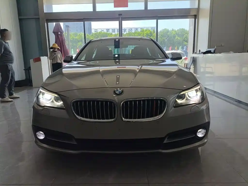 BMW 5 Series 2016