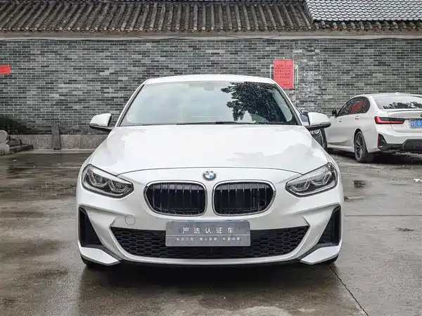 BMW 1 Series 2022