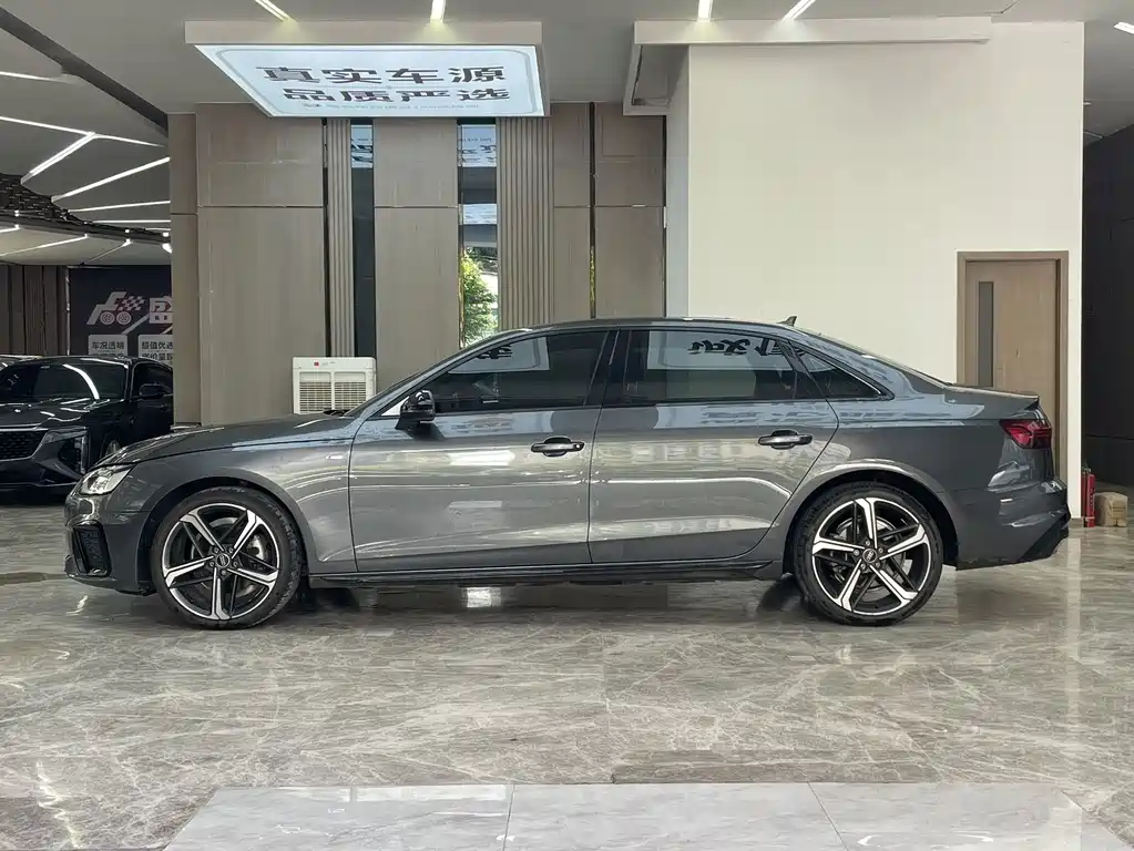 Audi A4L 2024