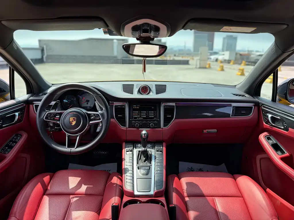Porsche Macan 2015 — фото 8
