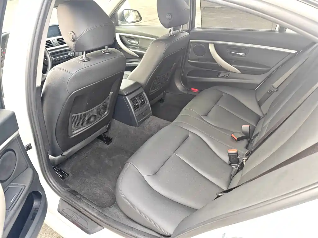 BMW 3 Series 2015