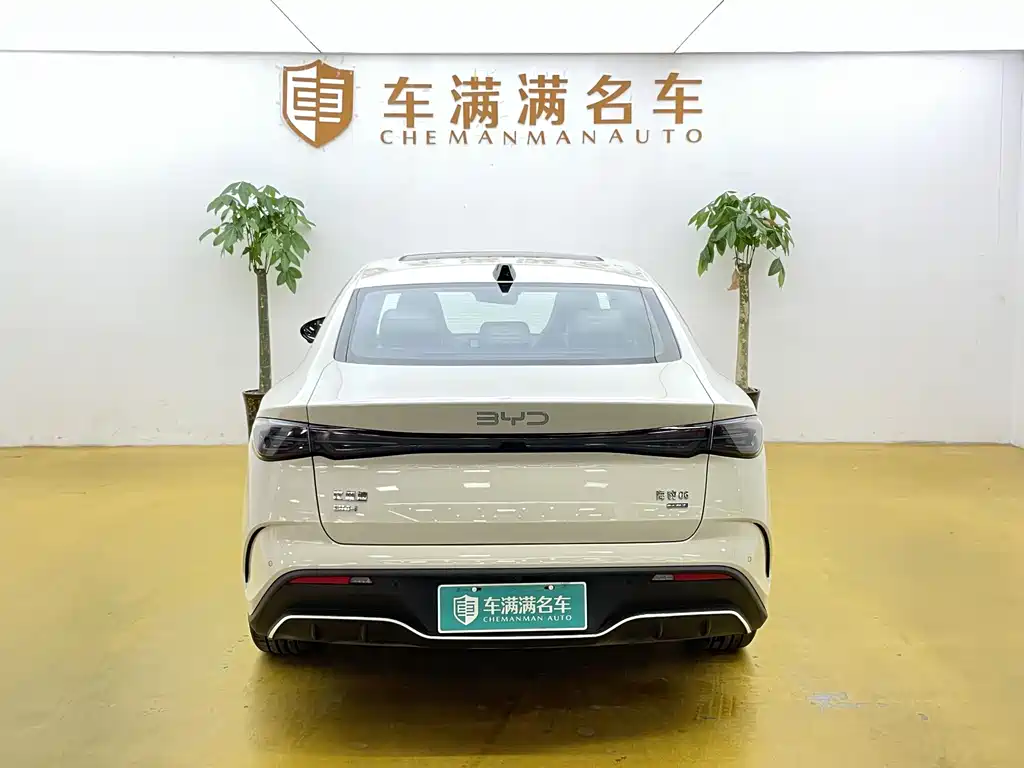 BYD Seal 06 2025 — фото 11