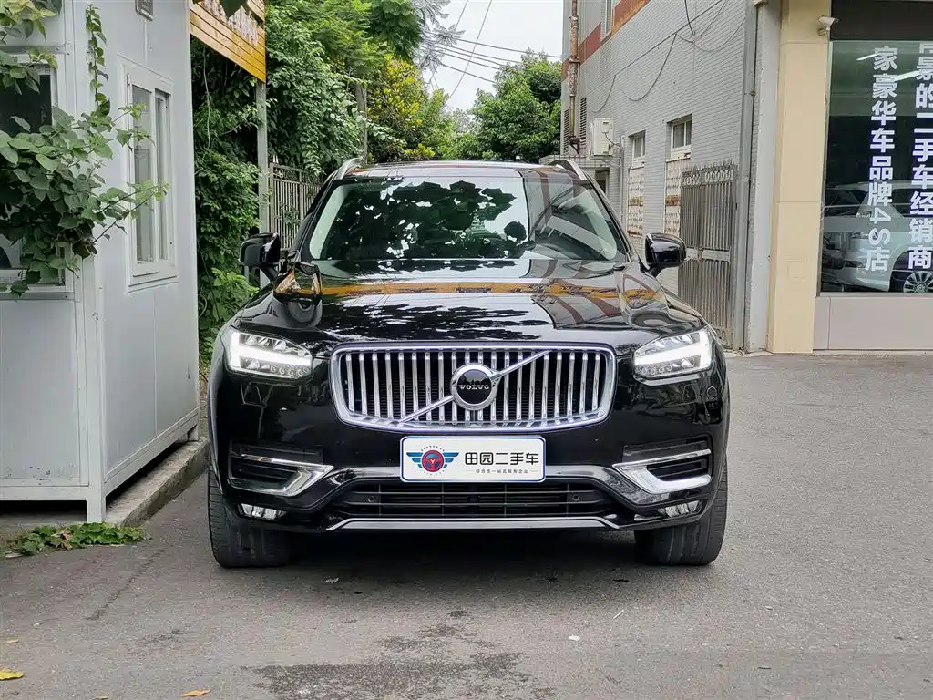 Volvo XC90 2019