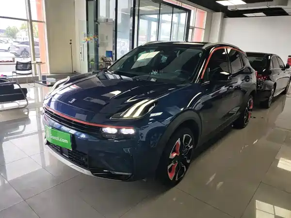 Lynk & Co 06 2022