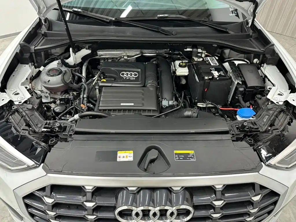 Audi Q3 2022 — фото 14