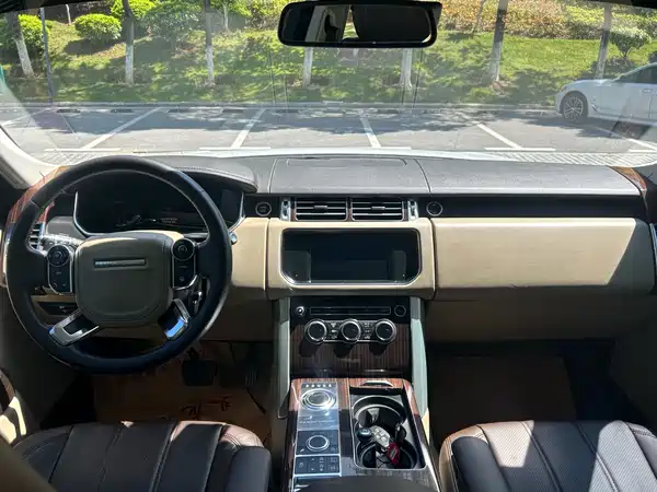 Land Rover Range Rover 2013