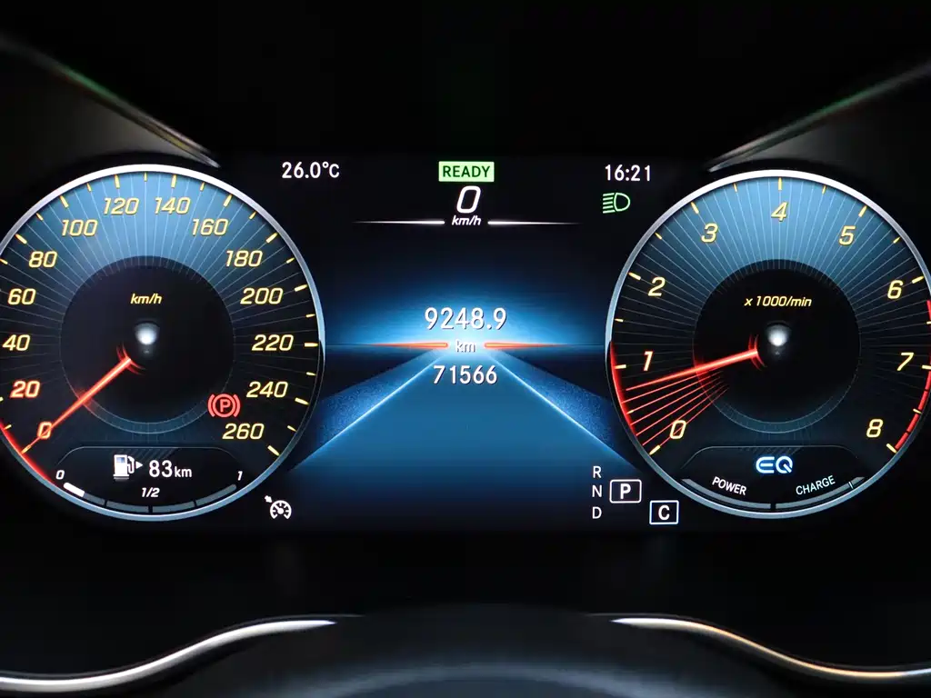 Mercedes-Benz C-Class 2019 — фото 17
