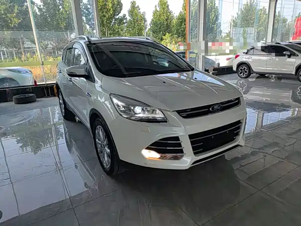 Ford Kuga 2015