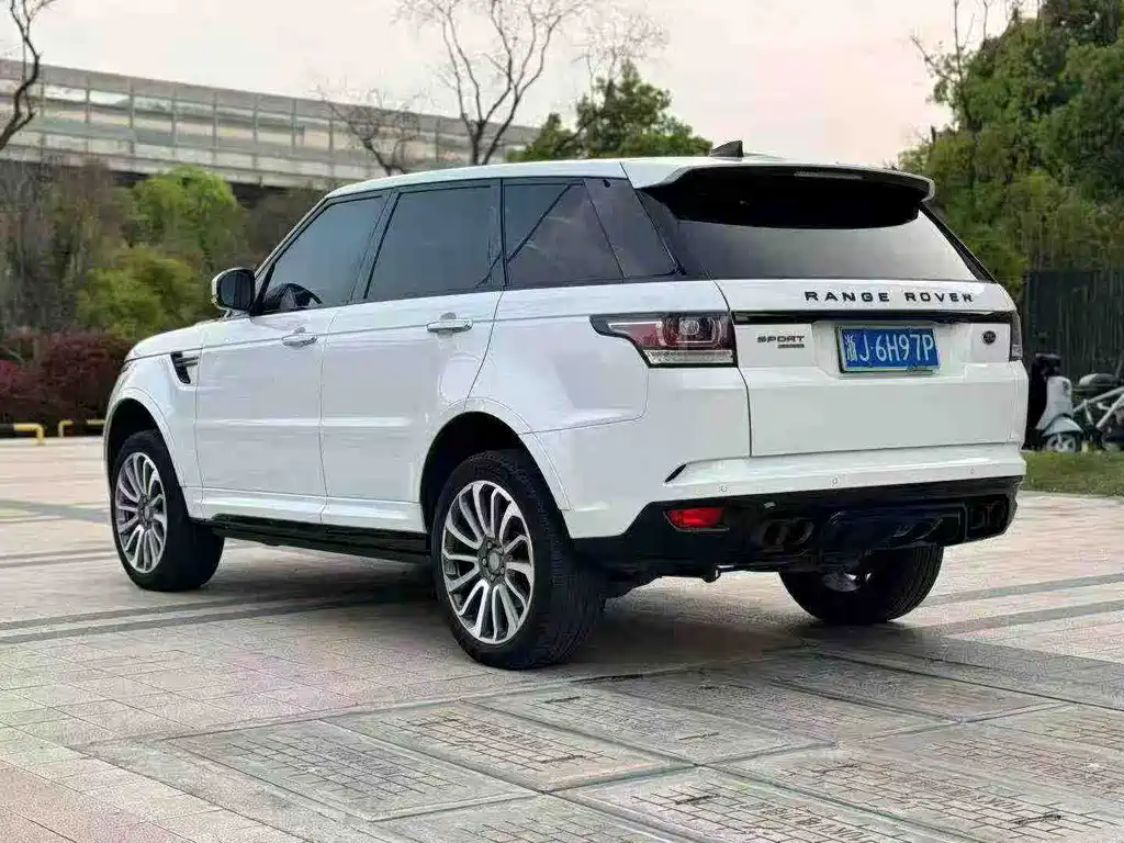 Land Rover Range Rover Sport 2017 — фото 9