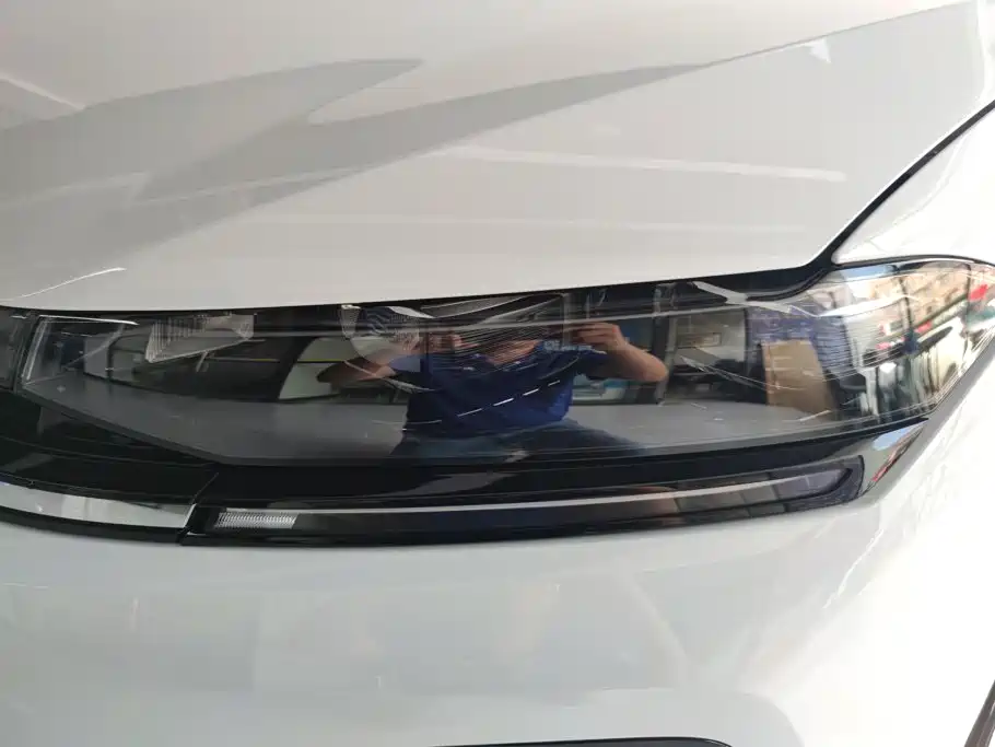 Volkswagen Sagitar 2026