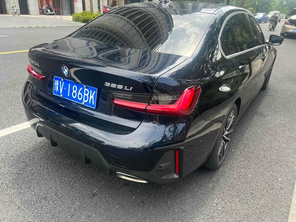 BMW 3 Series 2023