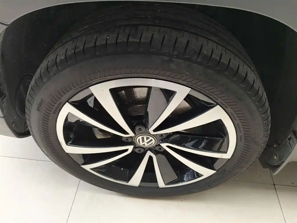 Volkswagen Tharu 2020 — фото 23