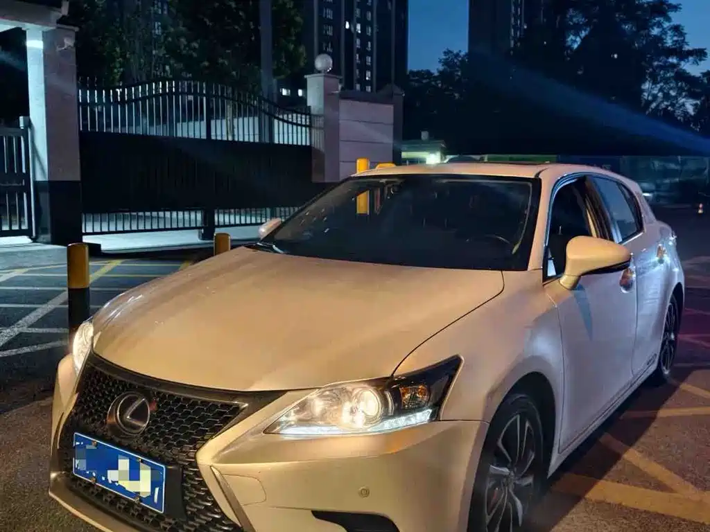 Lexus CT 2018