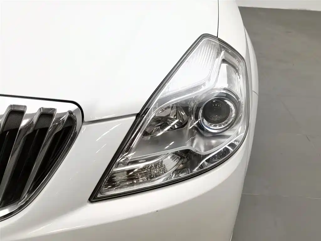Buick Excelle 2014 — фото 7