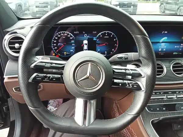 Mercedes-Benz E-Class 2020