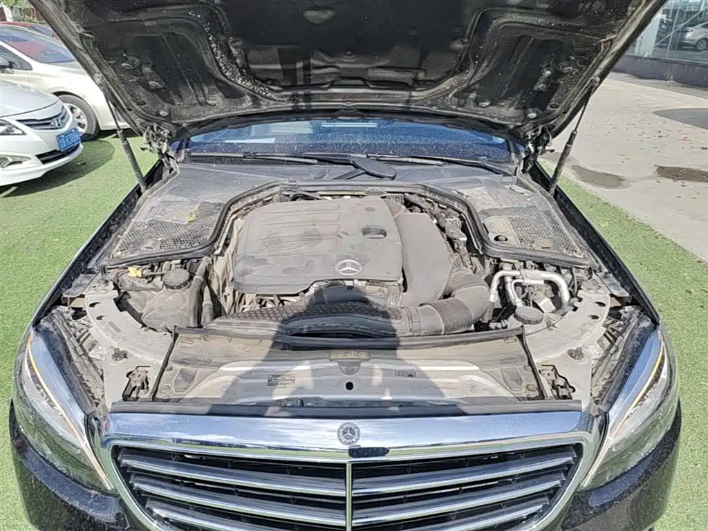 Mercedes-Benz C-Class 2020 — фото 20