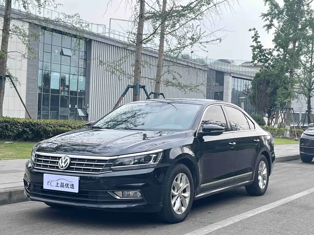 Volkswagen Passat 2019