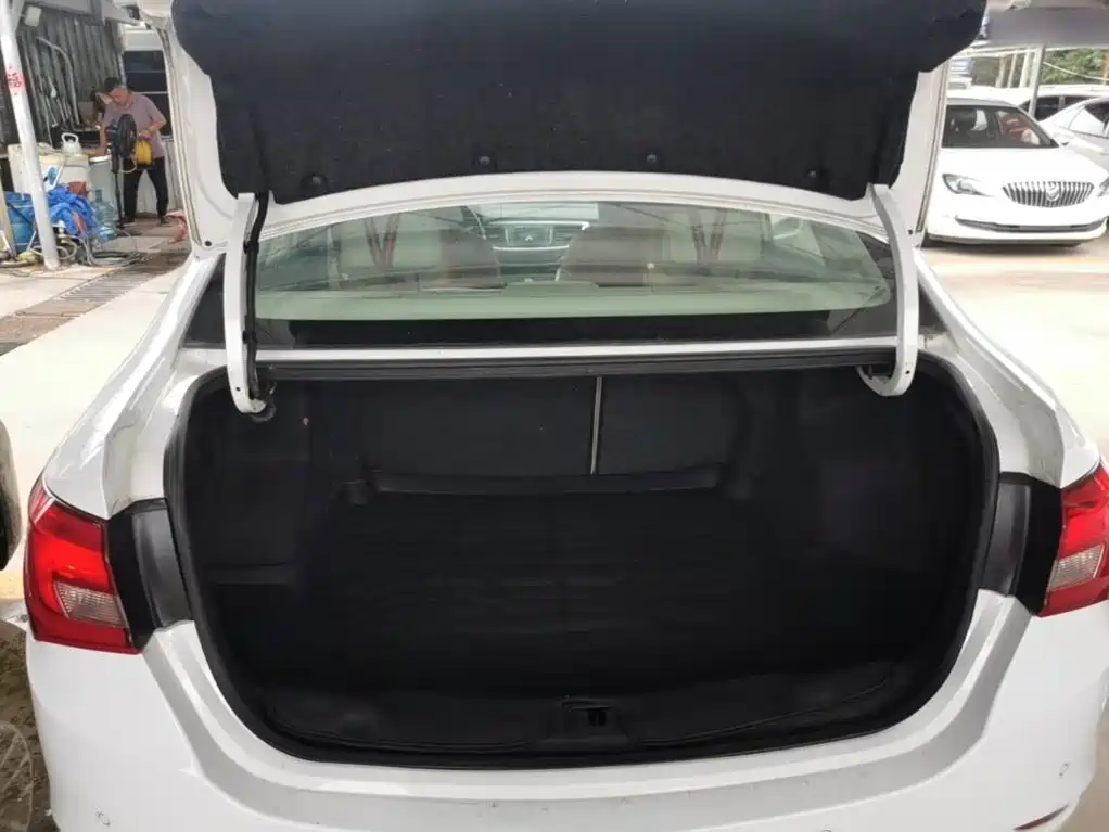 Buick Excelle GT 2015 — фото 19